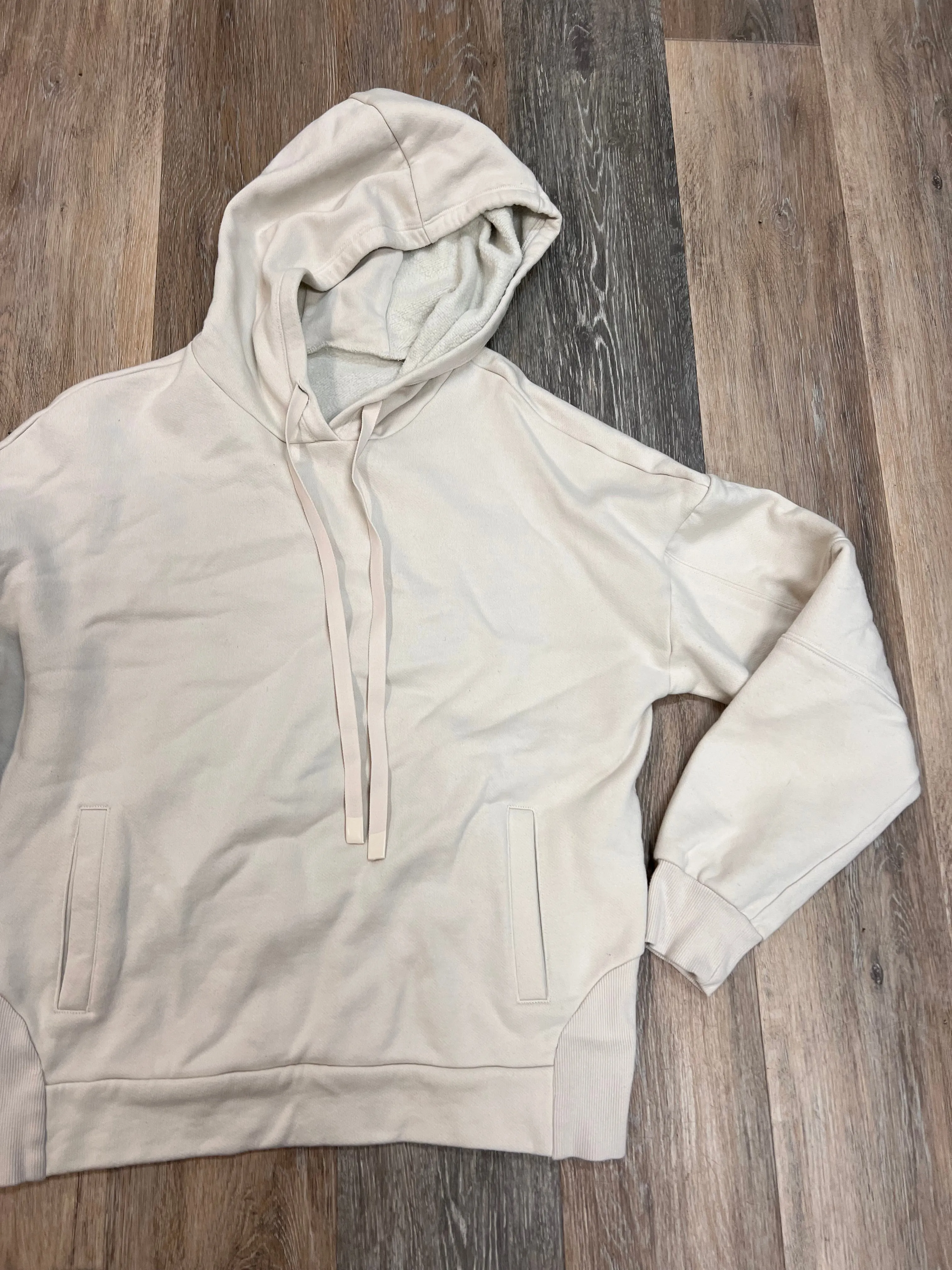 Athletic Sweatshirt Hoodie By Alo In Cream, Size: S