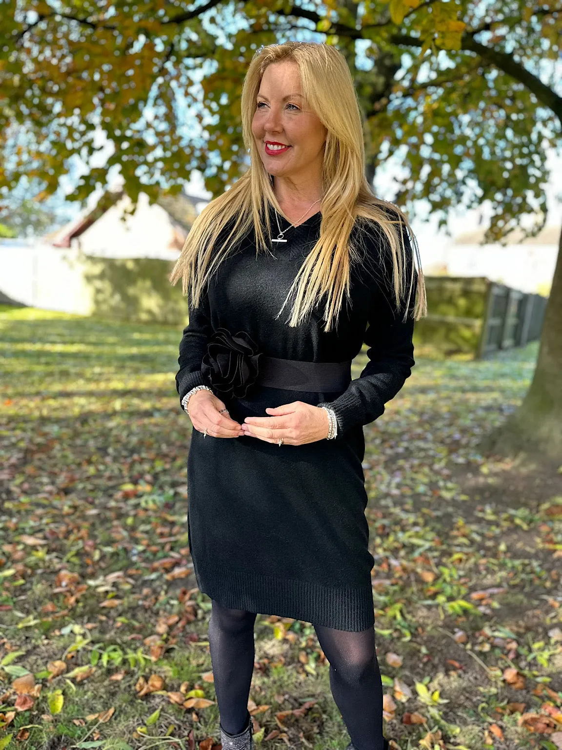 Black V Neck Jumper Dress Rhianna