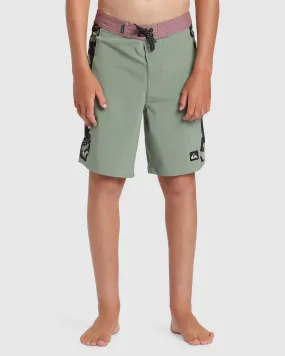 Boys 8-16 Surfsilk Arch 17" Boardshorts