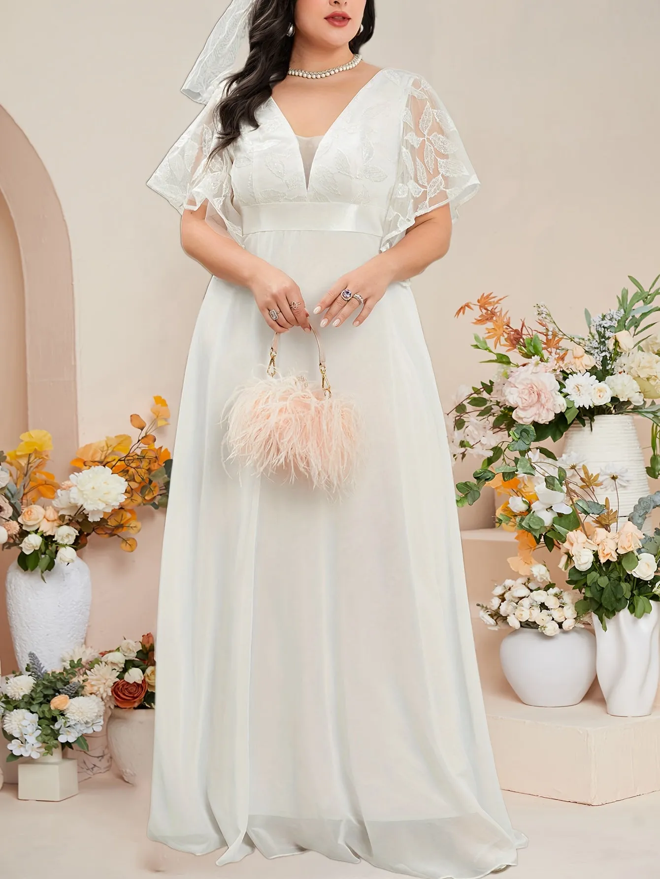 Elegant Plus-Size Chiffon Wedding Gown Floral Embroidery Lace Sleeves