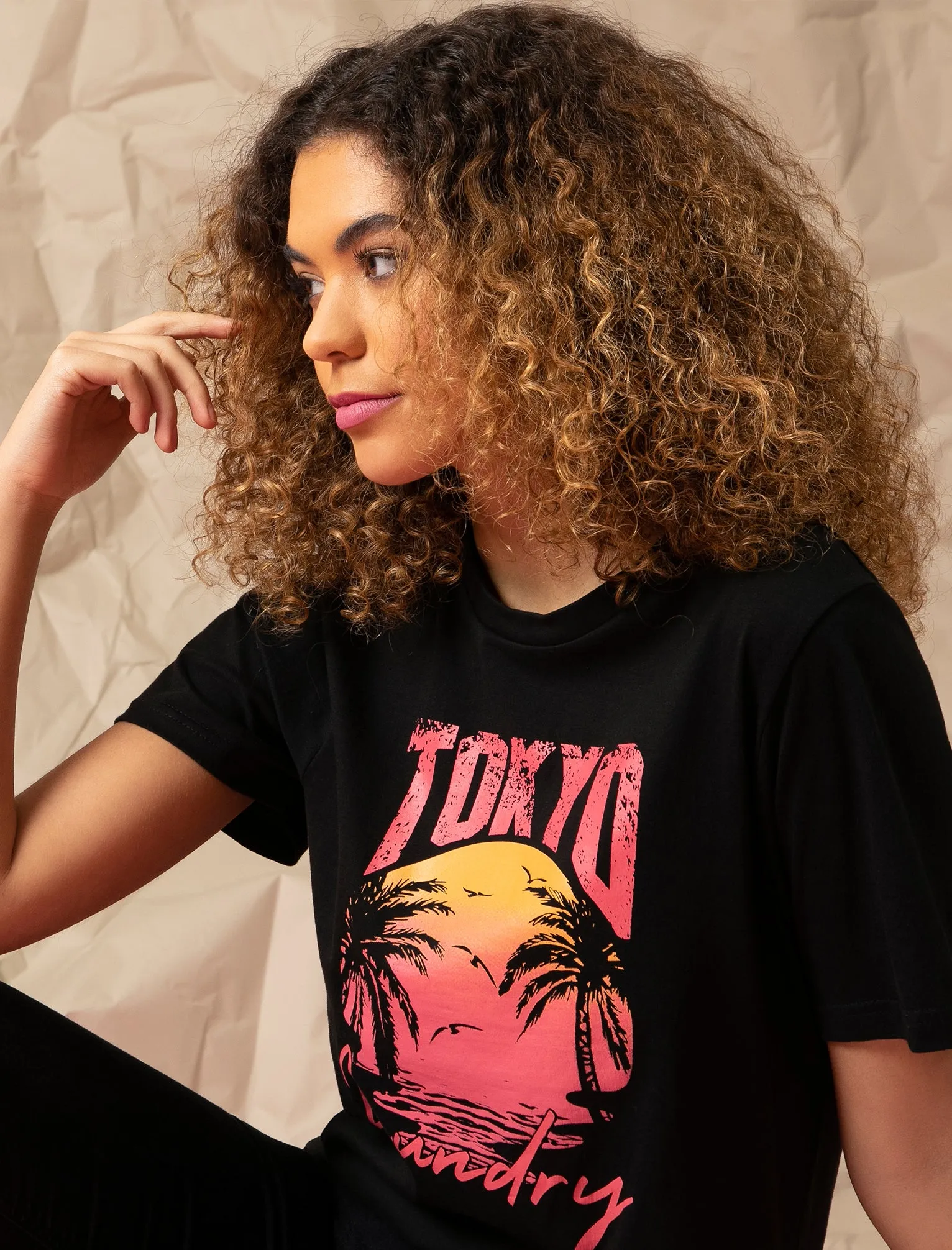 Palma Sunset Motif Cotton Jersey T-Shirt in Jet Black - Tokyo Laundry