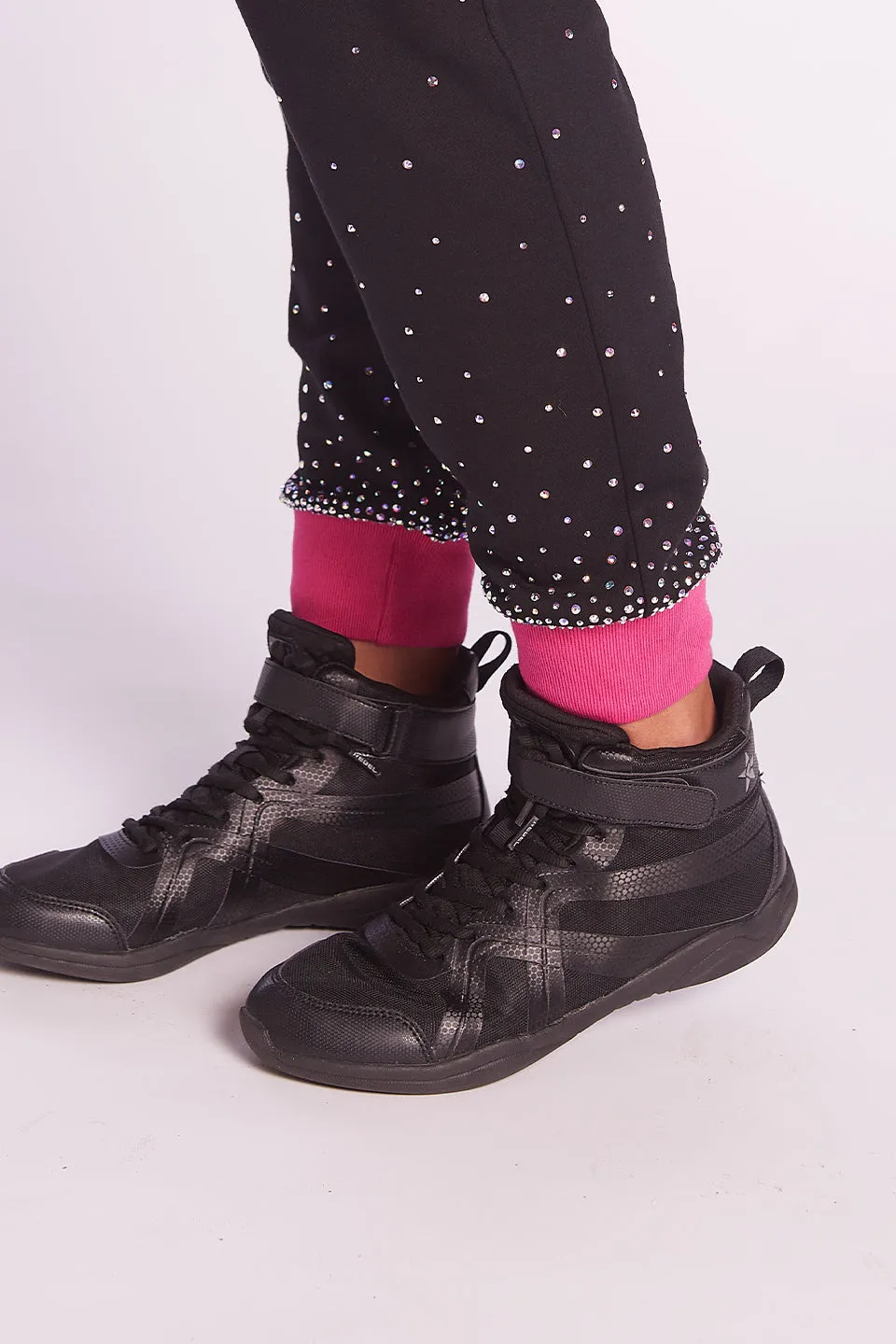 Relax Jogger in Hyper Pink Crystal