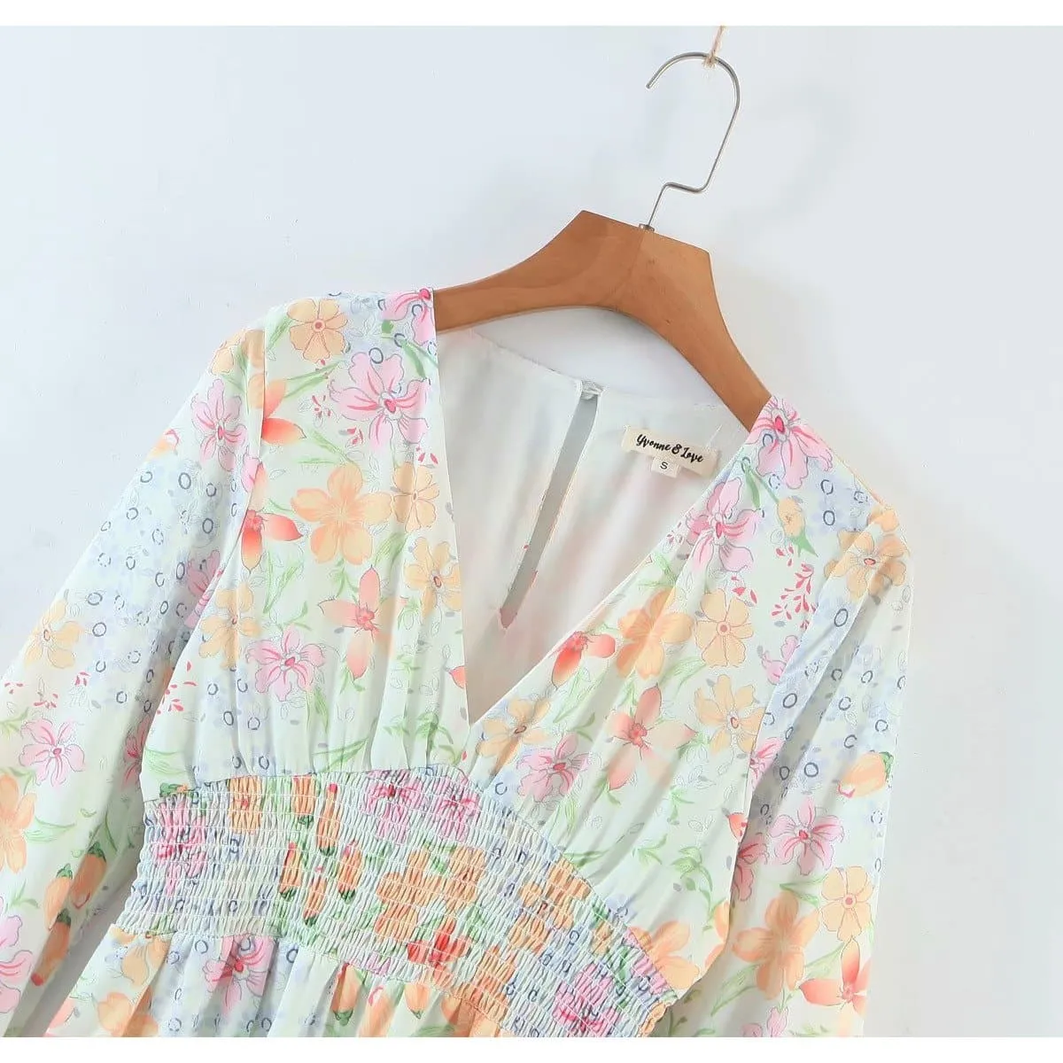 V-NECK FLORAL BOHO BEACH MINI DRESS
