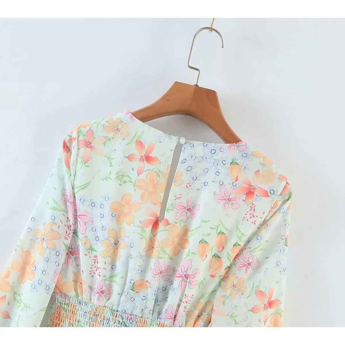 V-NECK FLORAL BOHO BEACH MINI DRESS