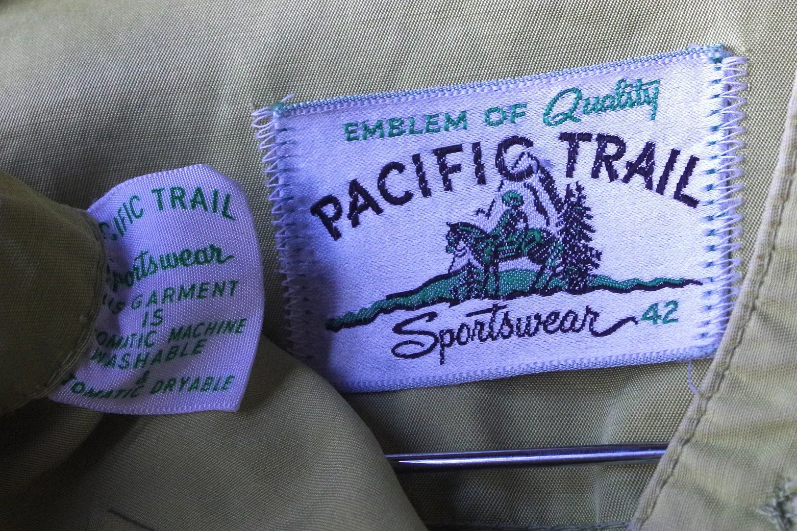 Vintage Yellow-Green Pacific Trail Outdoor Jacket - Sz 42